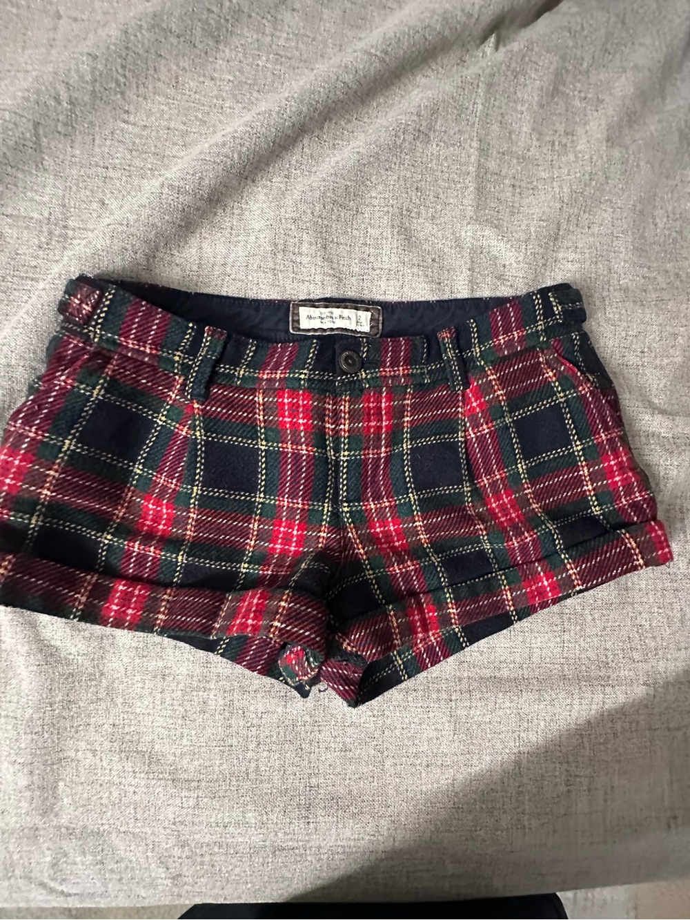 Abercrombie & Fitch Red Green Plaid Wool Blend Mini Shorts